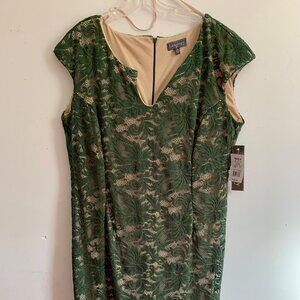 NWT Luxology Cocktail Dress dark green lace over flesh color lining 16